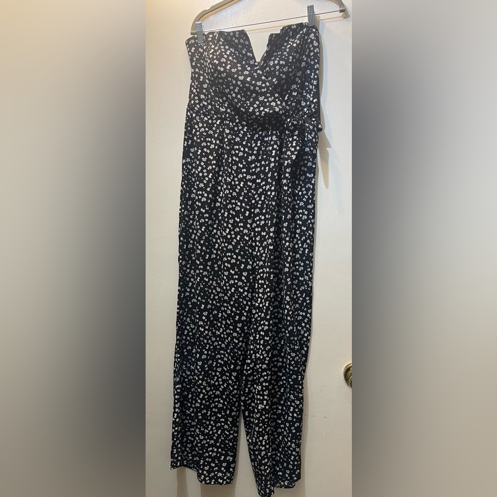 *NWT* Trixxi Dressy Jumper Romper Woman’s Size Large - Picture 4 of 10